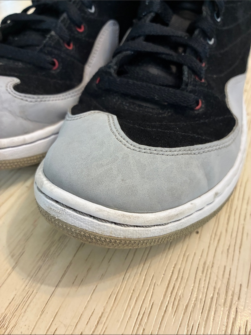 Men’s Nike Jordan Air SOG “Black Cement” High Top Sneaker Shoes (Black/Grey) - Picture 4 of 16